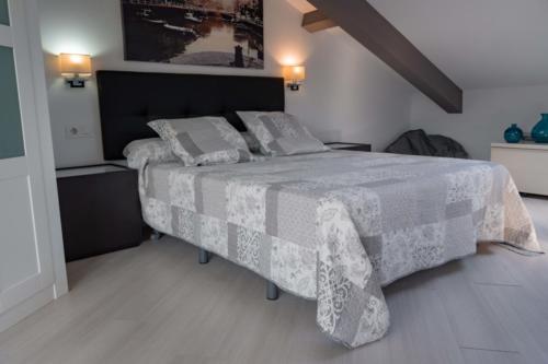 Apartamentos el Puente de Llanes Buhardilla