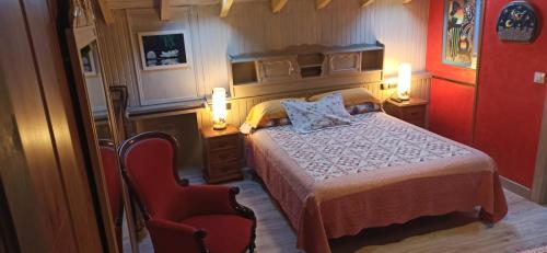 hotel-luna-del-valle-habitacion-especial-napoleon 1